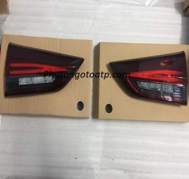 Đèn hậu trong Mitsubishi Xpander 8330B361/8330B362 chính hãng