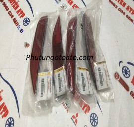 Đèn phản quang Mitsubishi Xpander 8355A091/8355A092 chính hãng